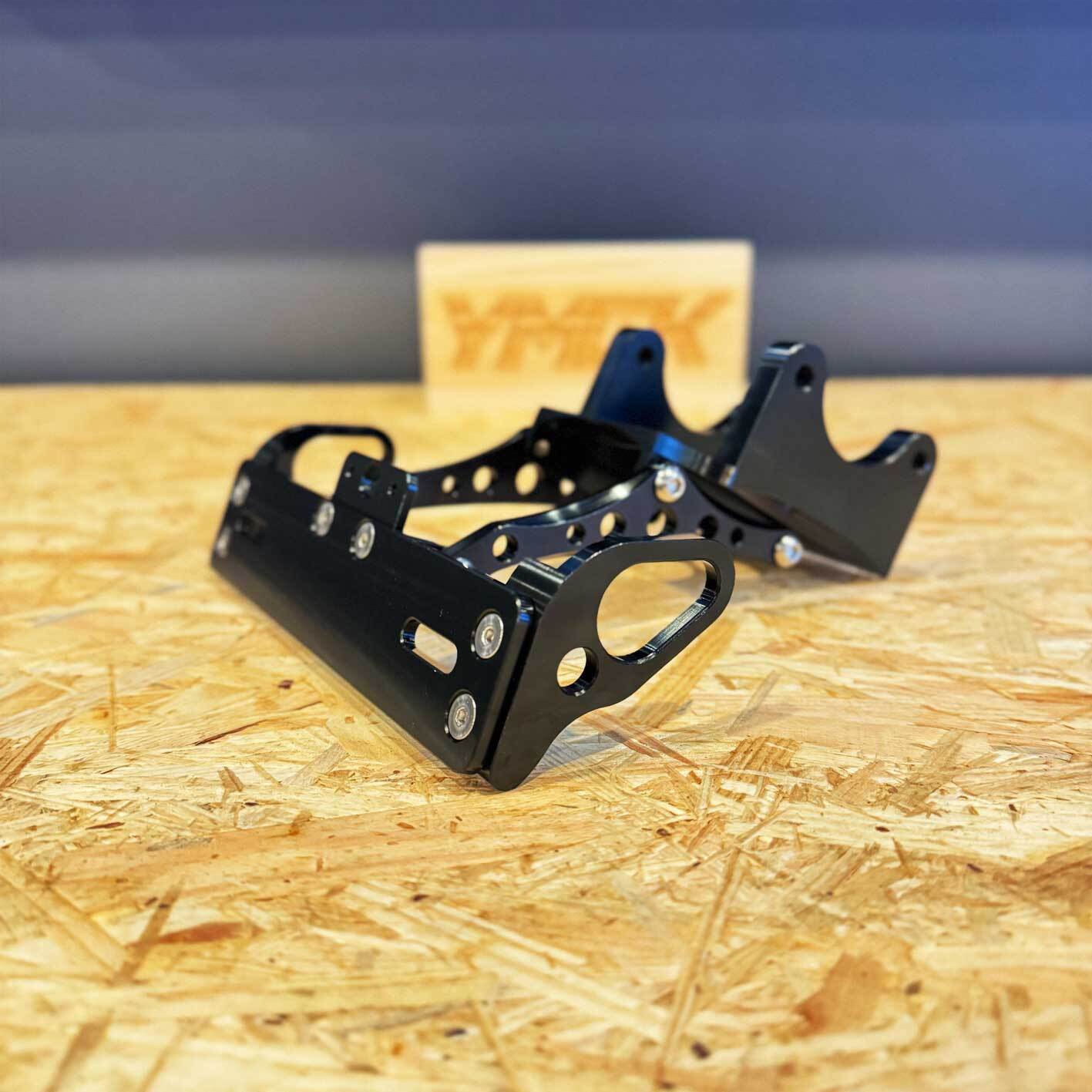 YMCK Component】CNCライセンスプレートホルダーfor MT09/SP YMCK Component】CNCライセンスプレートホルダーfor MT09/SP